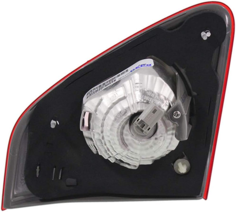 Toyota Corolla Inner Tail Light Assembly 2009 2010 Passenger Side T556218