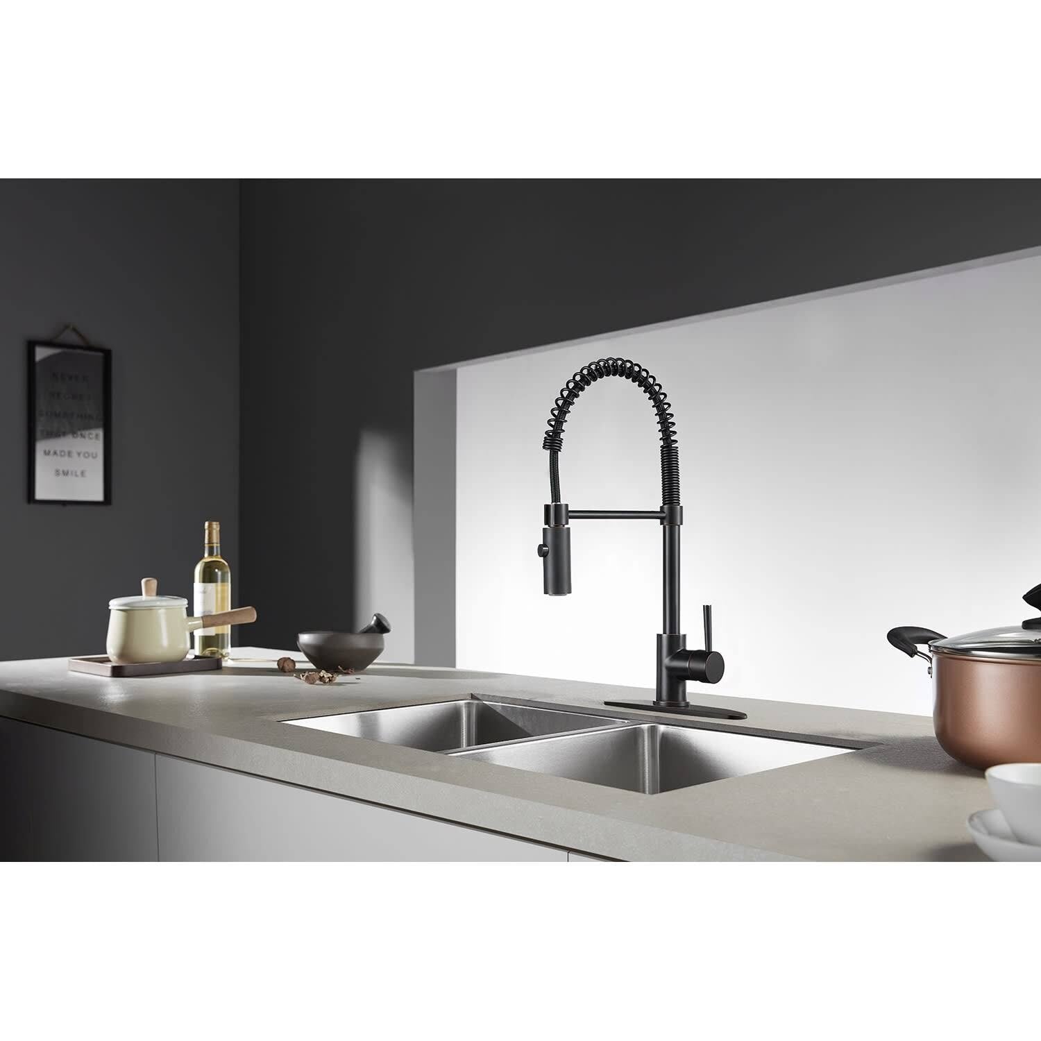 Polished Chrome Pull Down Single Handle Kitchen Faucet I50090