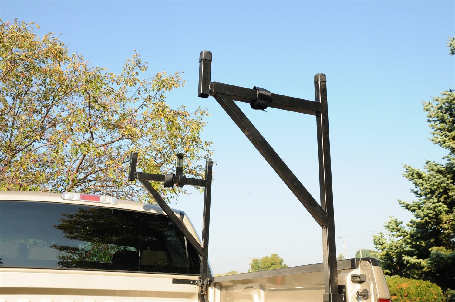 Steel Half Ladder Rack, Black B4151