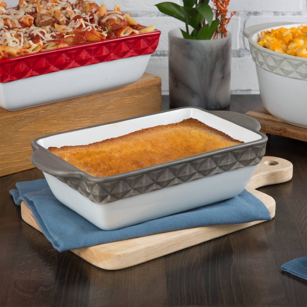 1.5 qt. Black Rectangular China Casserole Dish U76331