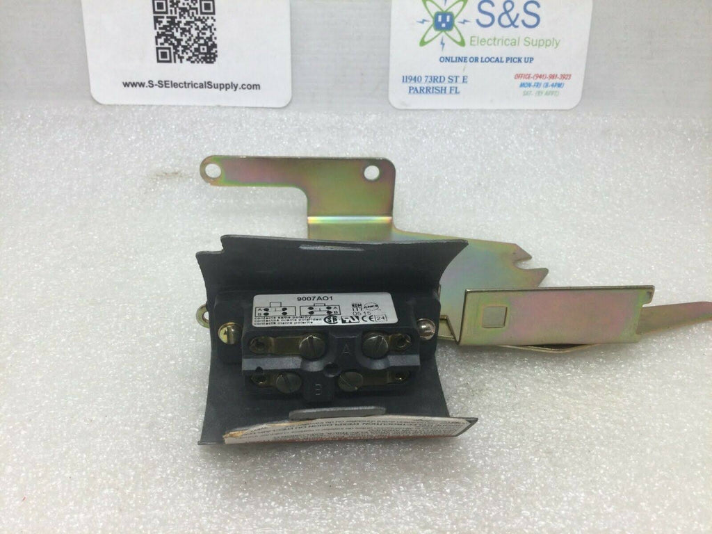 Switch Interlock Kit I697185