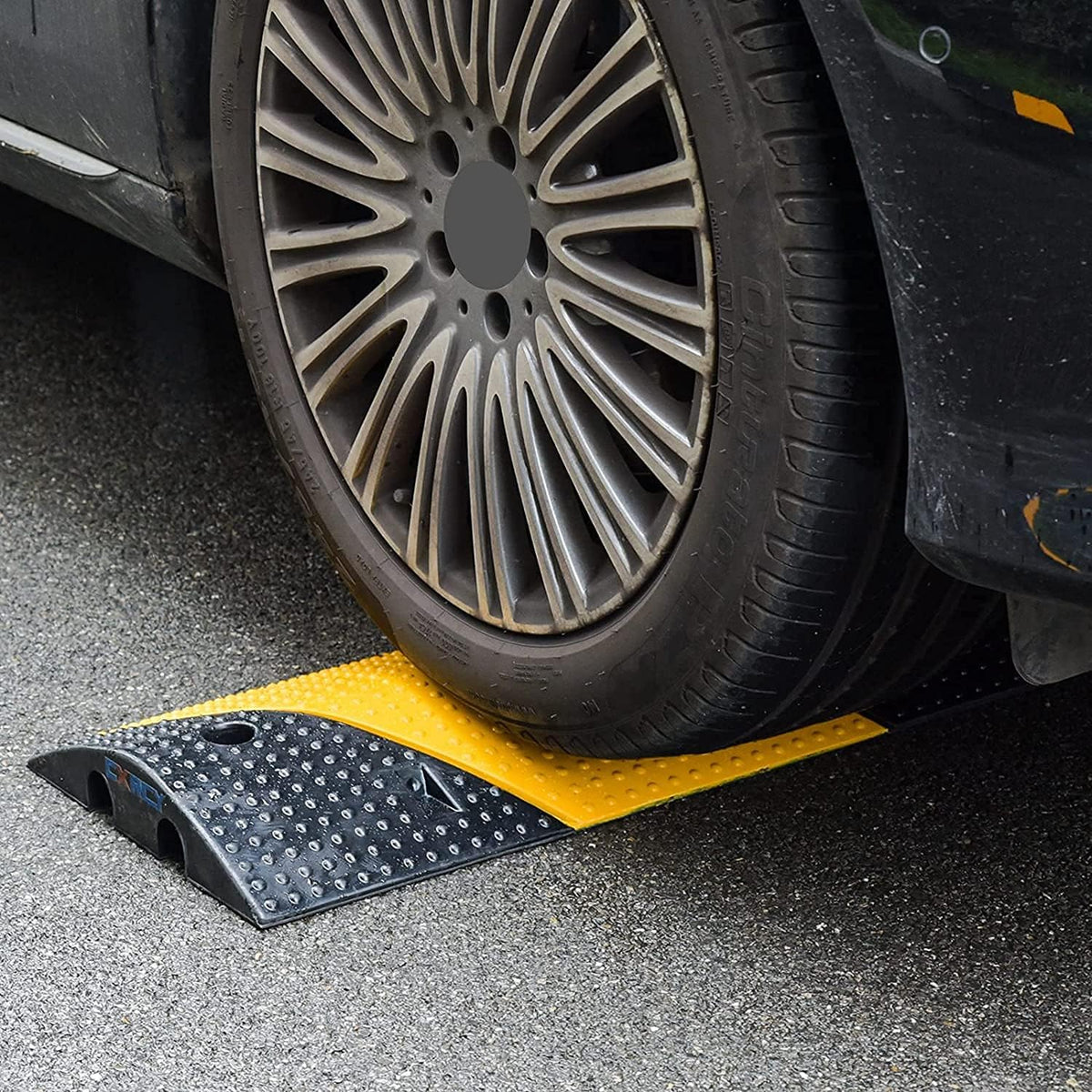 Rubber Speed Bumps 1 Pack 2-Channel Modular Heavy Duty Cable Protector Ramp with 3 Bolts ( 39.4 x 12 W x 2.4 H) S44478