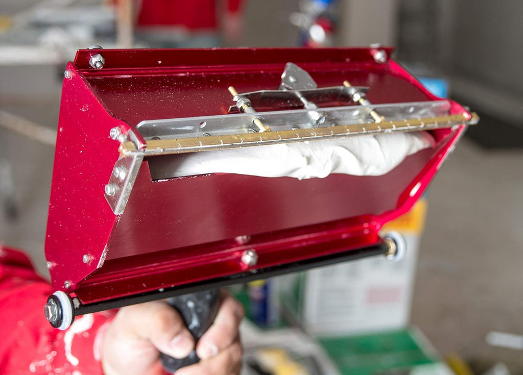 12-Inch Flat Finishing Box with Extendable Handle A8079