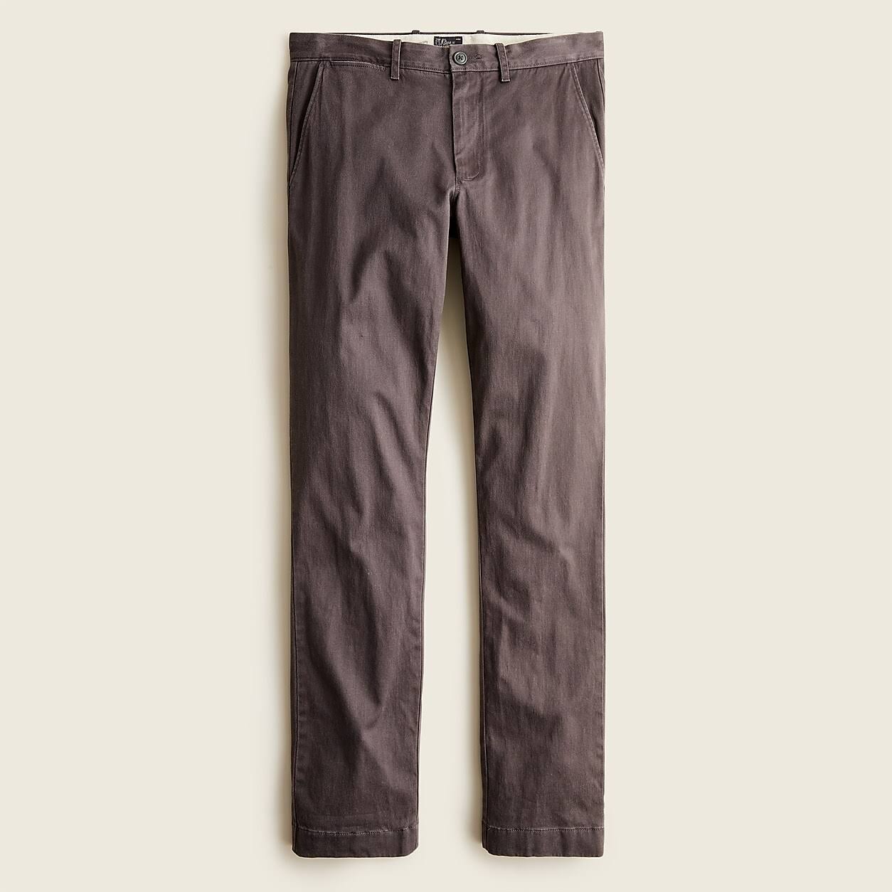 Men's Straight-Fit Stretch Chino Pant C375331