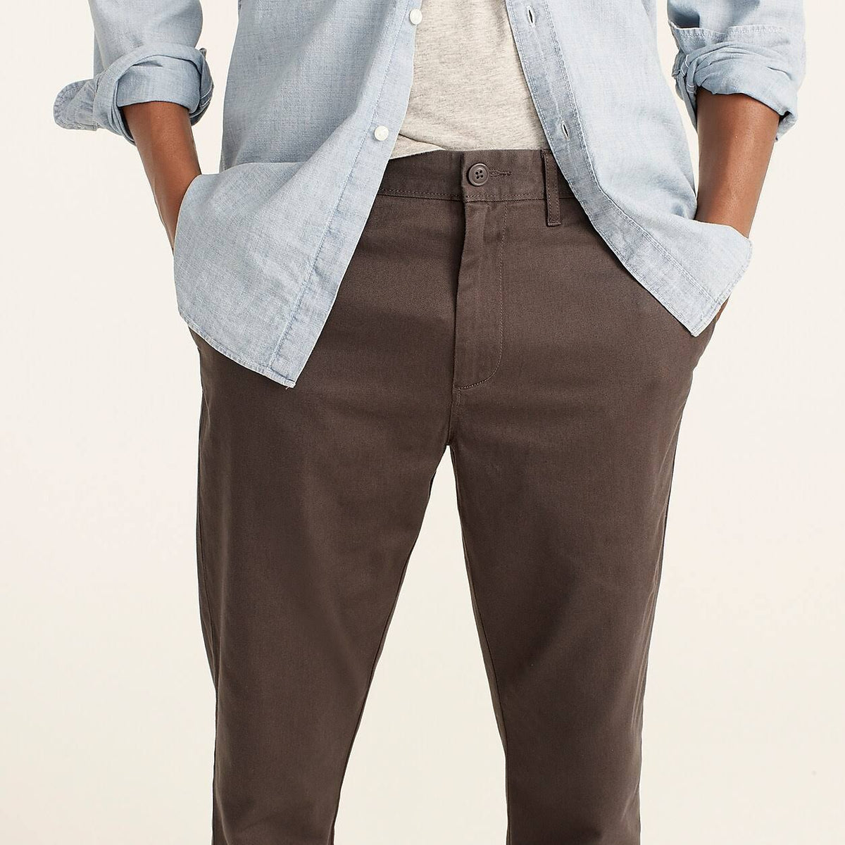 Men's Straight-Fit Stretch Chino Pant C375331