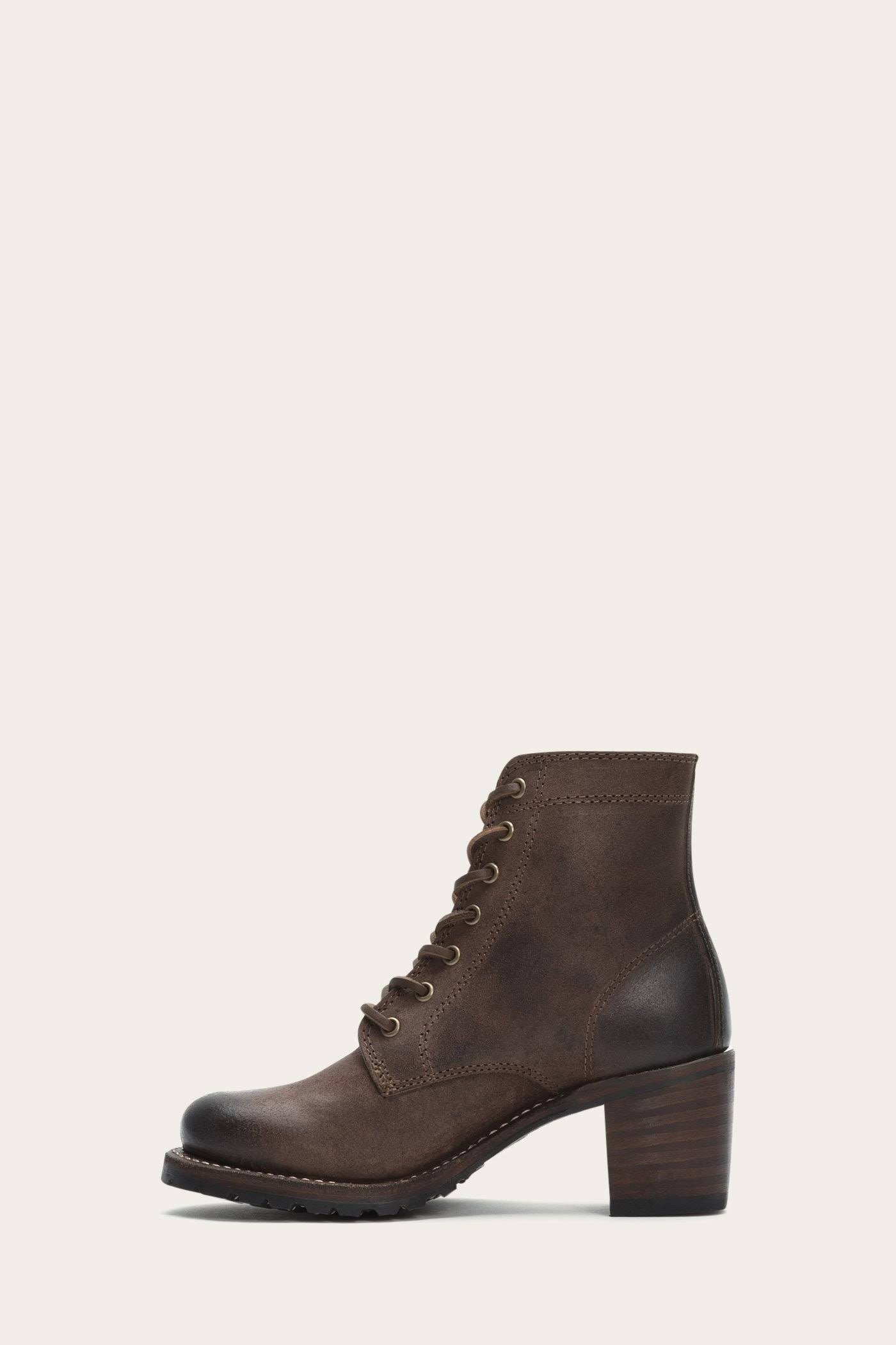 Dark Brown Lace Up Boots, Size 7.5 N672638