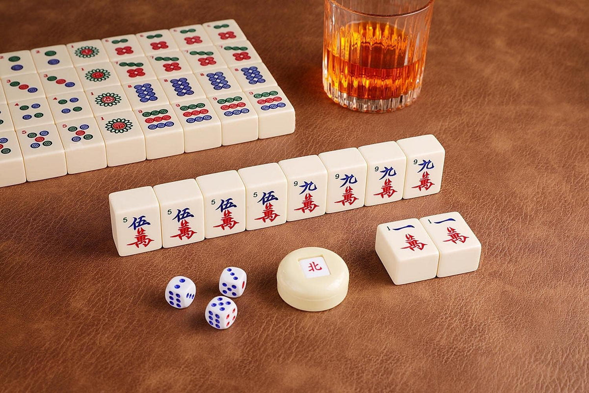 Chinese Mahjong 144 Numbered White Ivory Melamine Tiles with Carrying Case S477